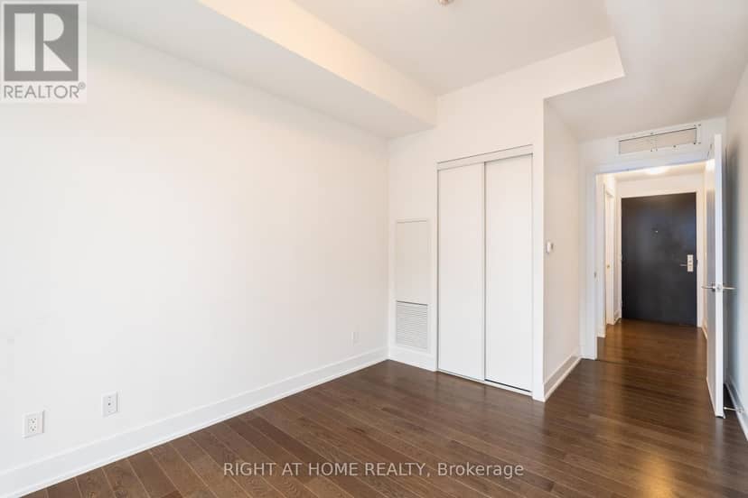 1307 - 181 Bedford Road — photo 17 of 25