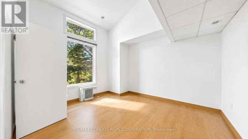78 Spring Garden Avenue — photo 9 of 27