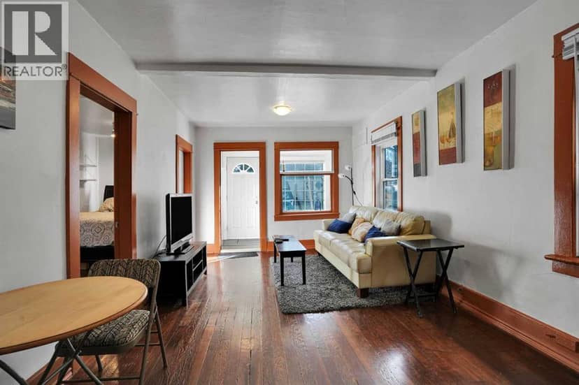 1611 2A Street NW — photo 11 of 28