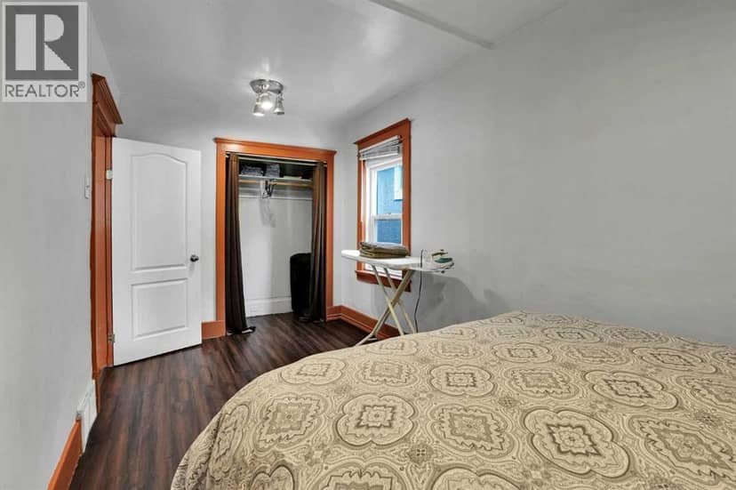 1611 2A Street NW — photo 14 of 28