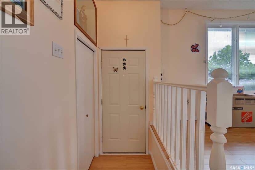 3003 Doan DRIVE — photo 3 of 40