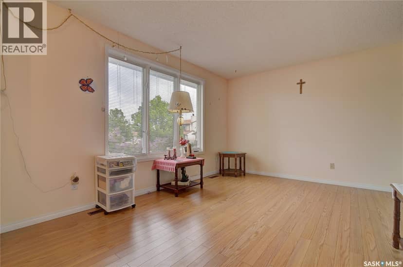 3003 Doan DRIVE — photo 4 of 40