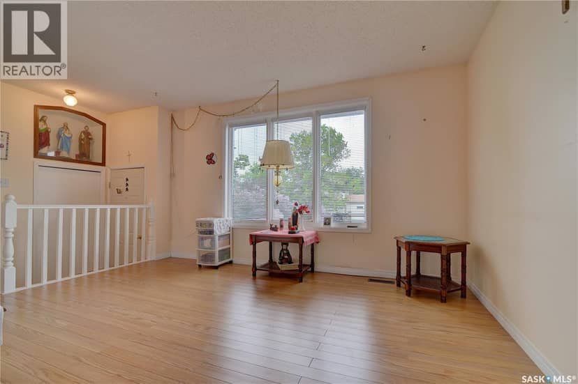 3003 Doan DRIVE — photo 5 of 40