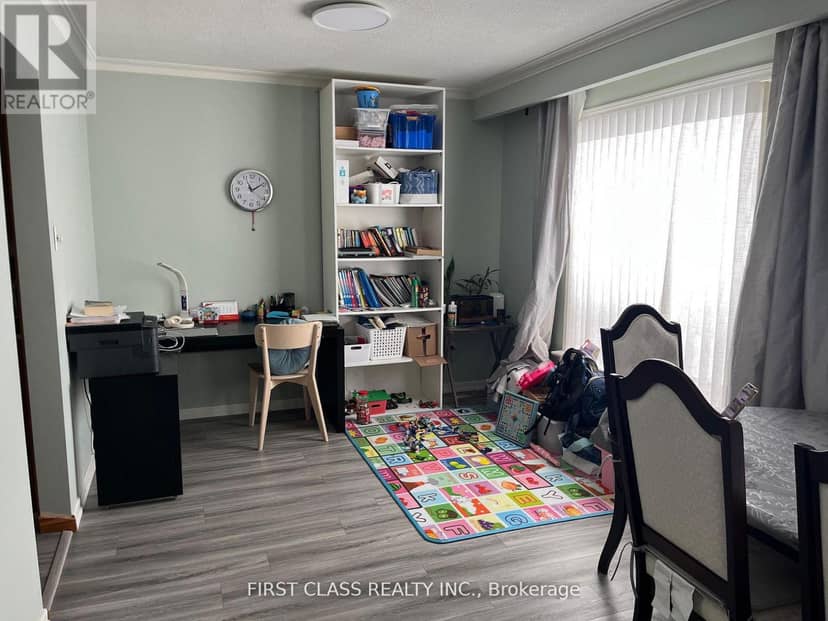 14 Pringle Avenue, Markham, photo 3