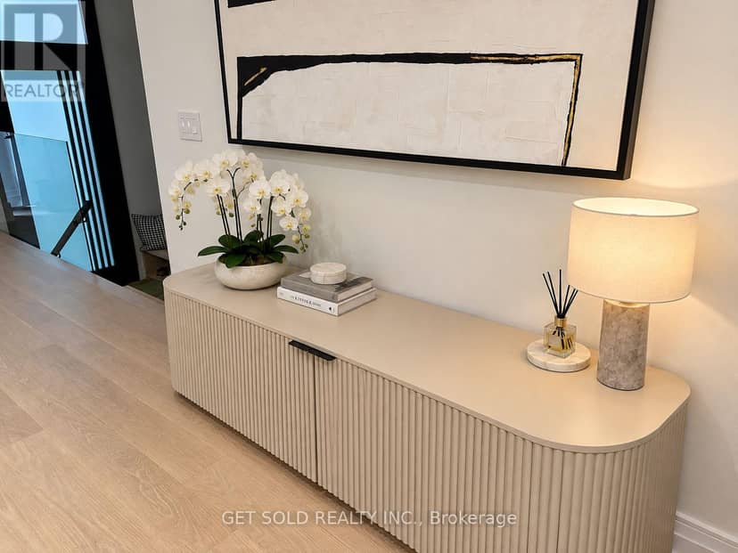 551 Broadway Avenue, Toronto, photo 5