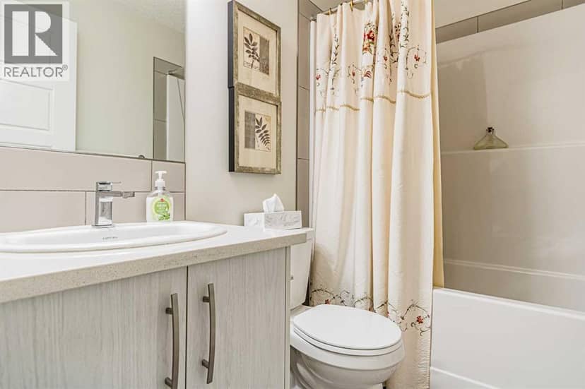 168 Cranbrook Square SE — photo 16 of 17