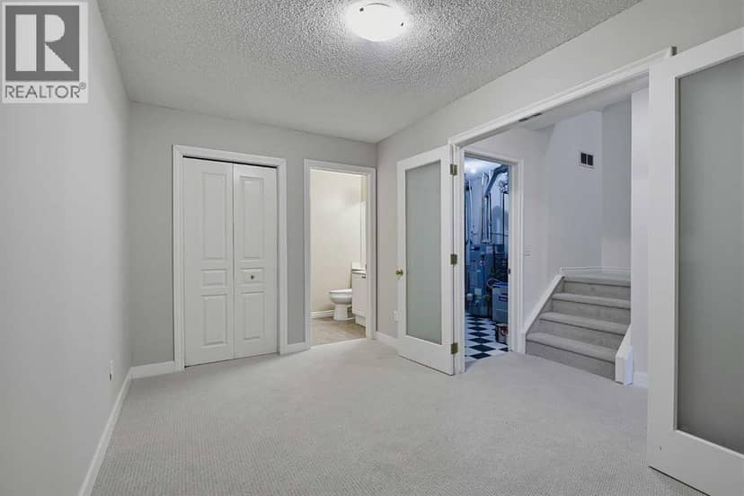 1215 15 Avenue SW — photo 20 of 26