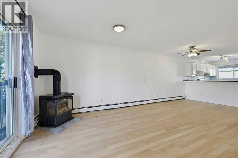 1215 15 Avenue SW, Calgary, photo 5