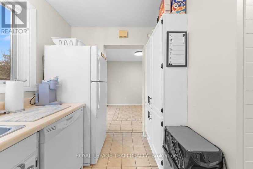 53 Meadowbank Drive — photo 17 of 40