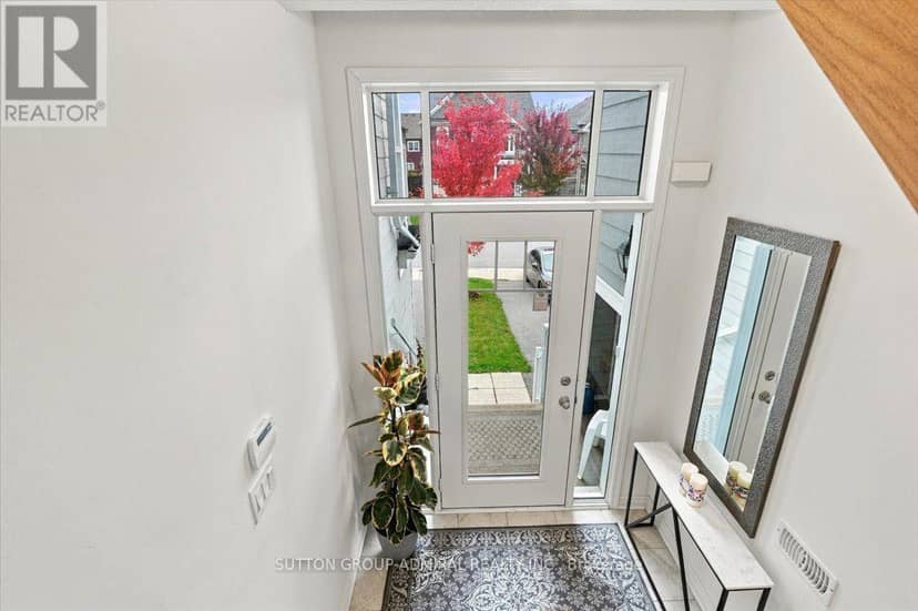 24 Hills Thistle Drive, Wasaga Beach, photo 3