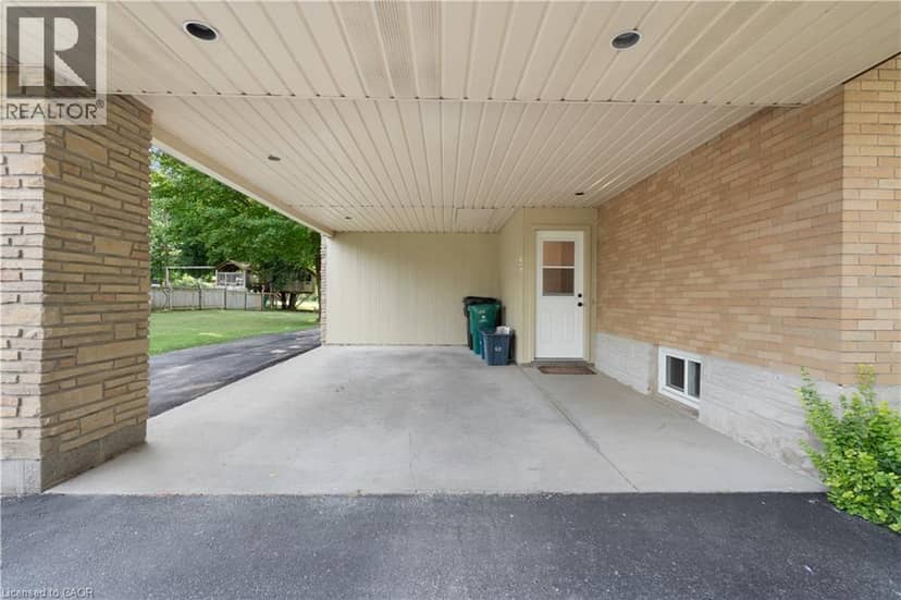 1645 KING Street N, St. Jacobs, photo 3