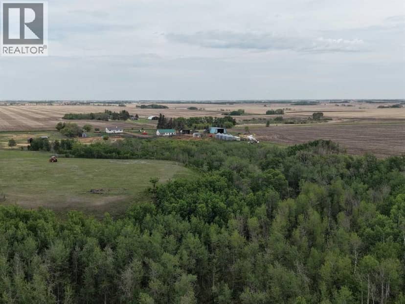 14123 Township Road 404, Rural Flagstaff County