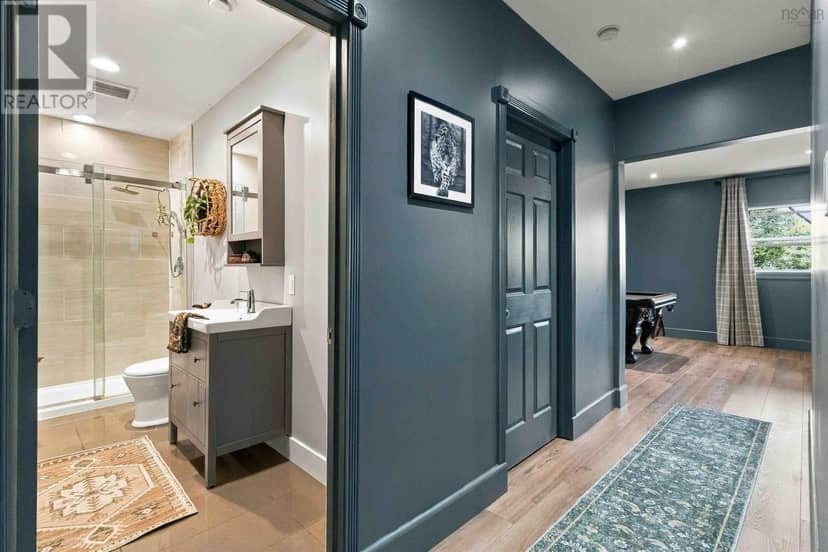 254 Robert Street — photo 34 of 40