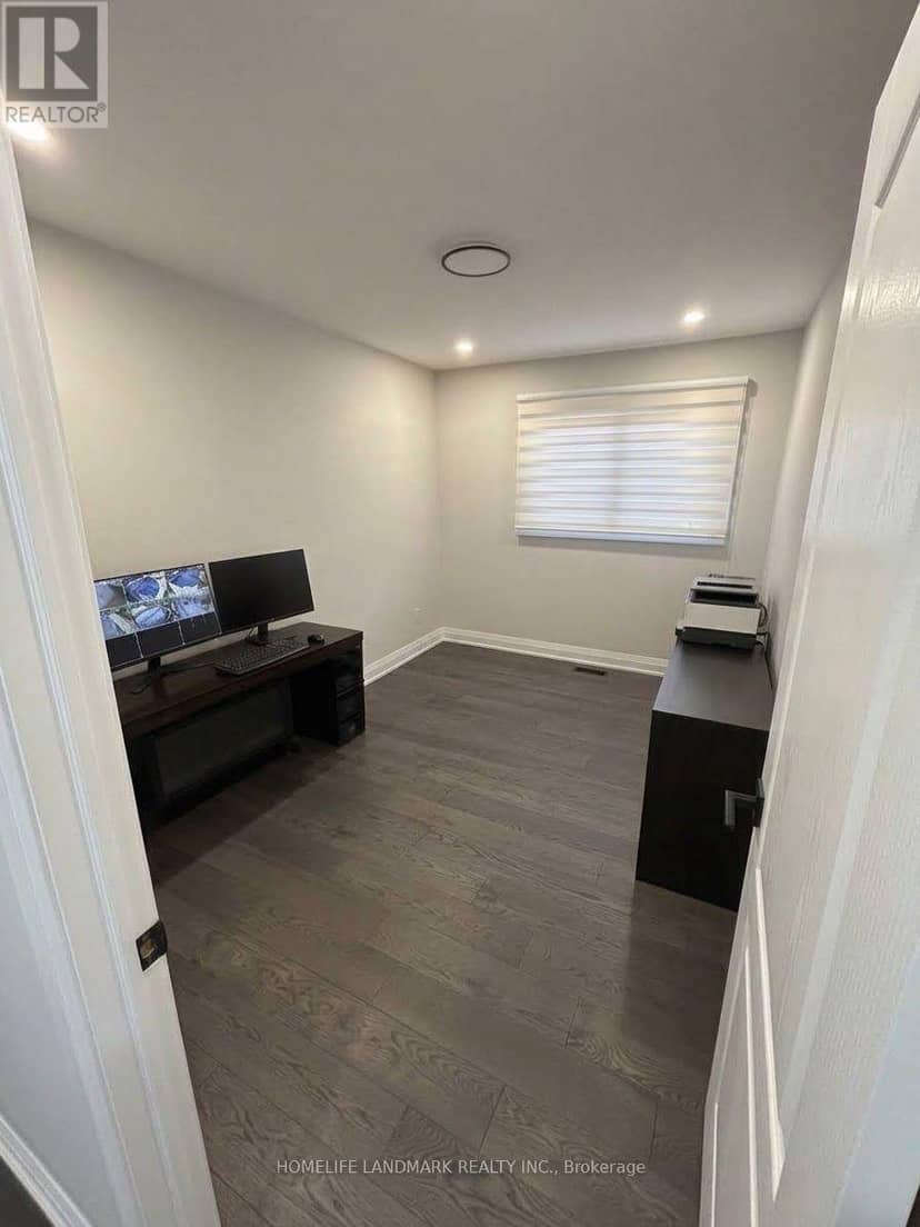 11 Ravenhill Crescent, Markham, photo 6