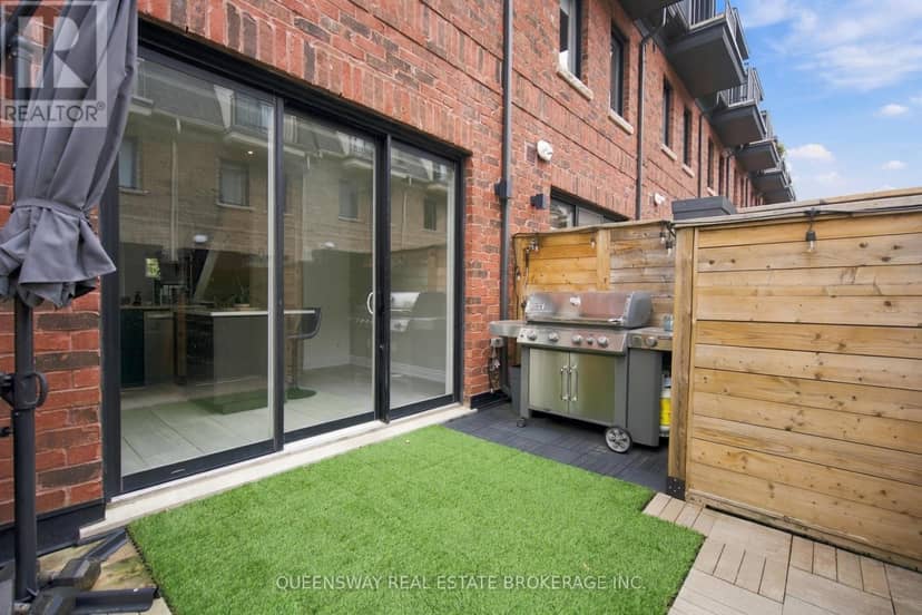 37 Twenty Ninth Street, Toronto, photo 7