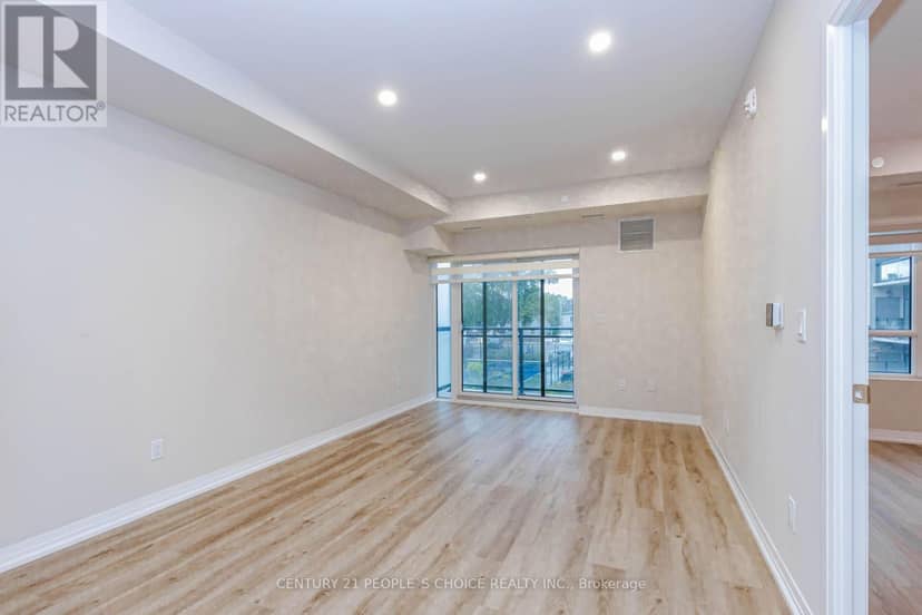 206 - 50 Herrick Avenue — photo 26 of 40