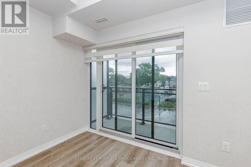 206 - 50 Herrick Avenue — photo 39 of 40