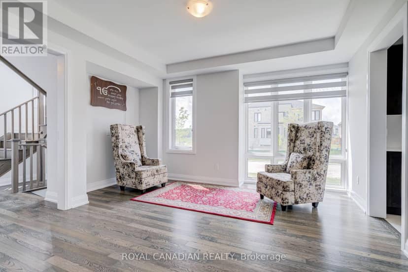 1439 Upper Thames Drive — photo 14 of 40