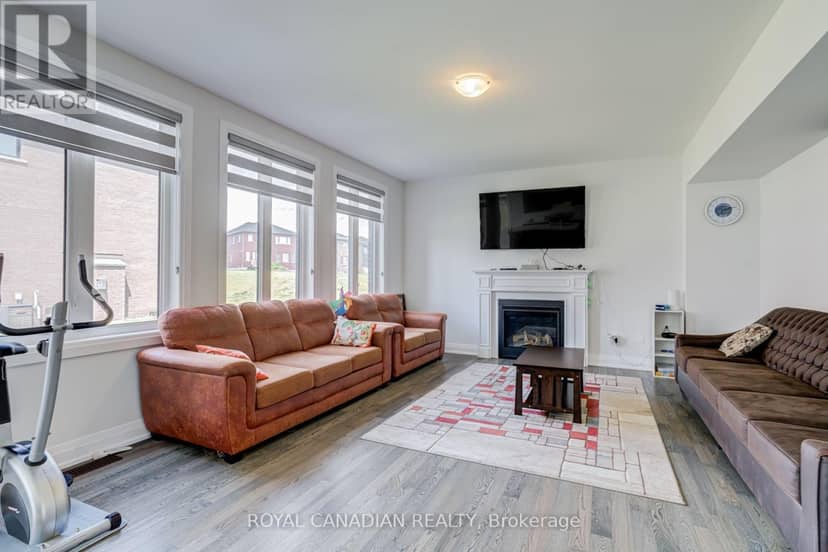 1439 Upper Thames Drive — photo 20 of 40