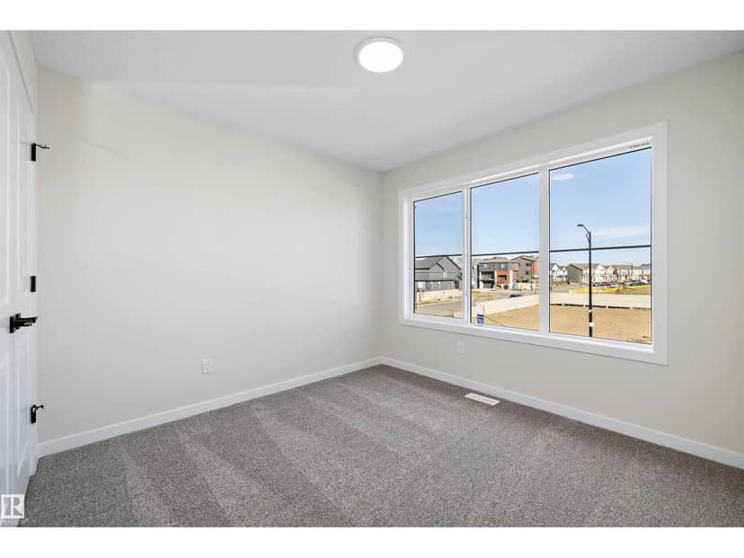 5308 Hawthorn Close SW — photo 26 of 40