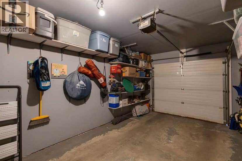 35 Royal Oak Gardens NW — photo 36 of 38
