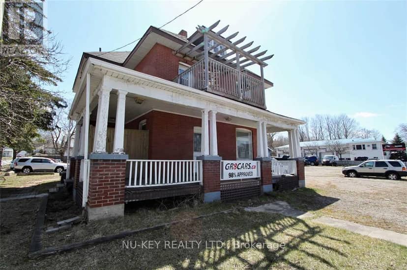 150 Essa Road — photo 2 of 8