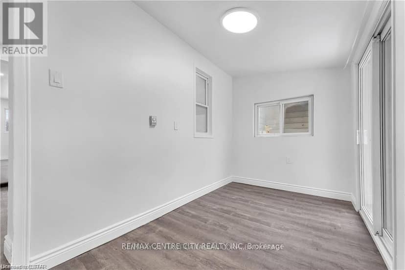55 Ada Street — photo 17 of 22