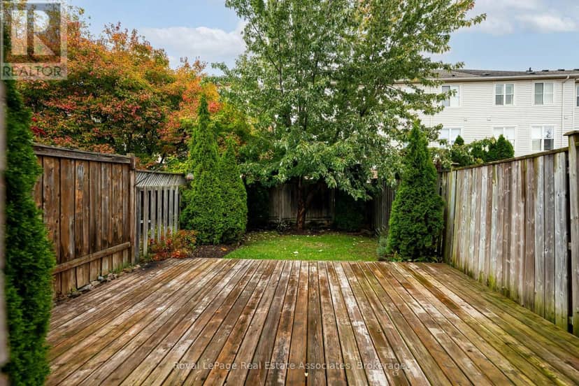 47 Bradley Drive, Halton Hills, photo 4