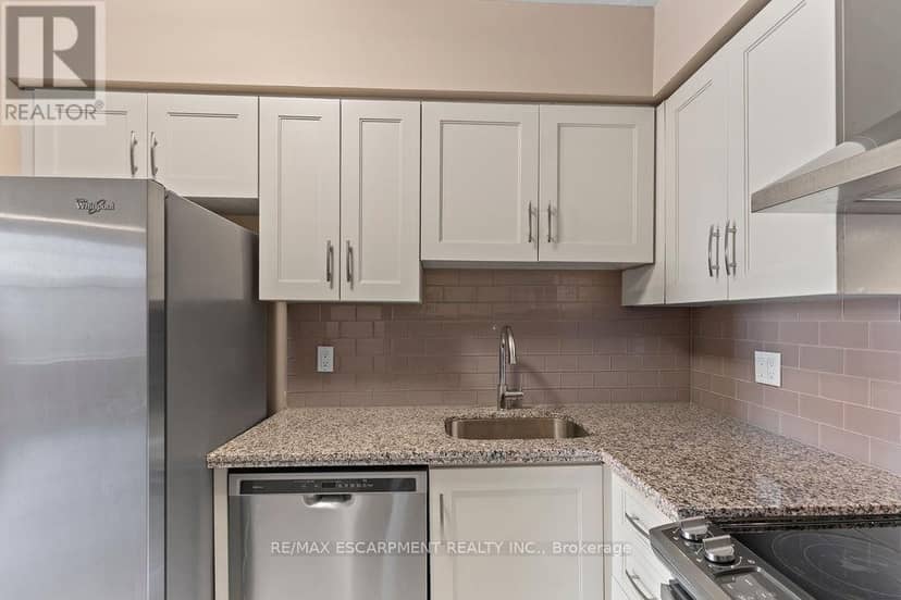 810 - 36 James Street S — photo 18 of 35