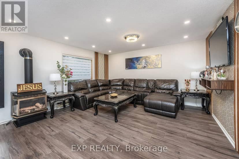 2 - 65 Scott Street — photo 11 of 40