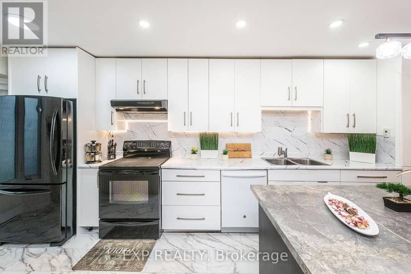 2 - 65 Scott Street — photo 7 of 40