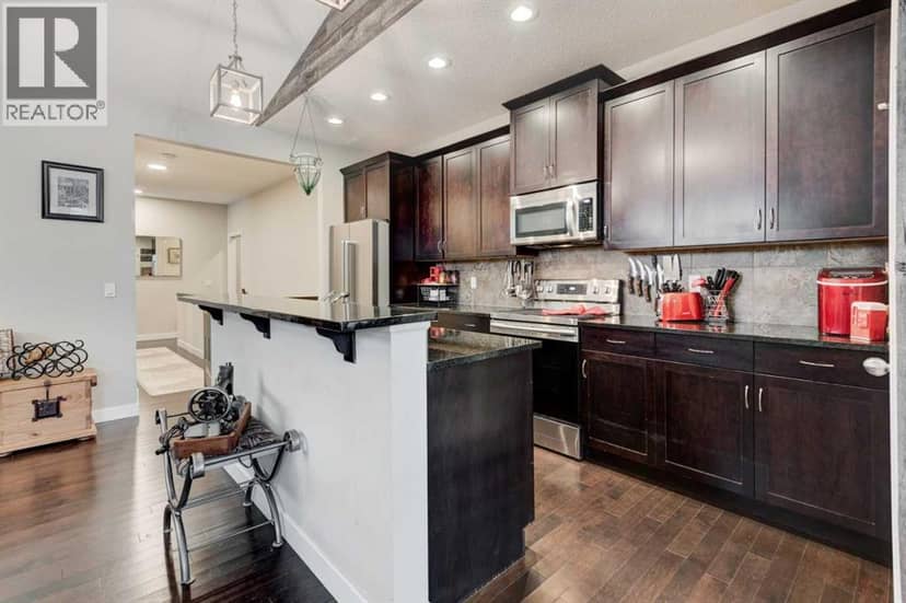 541 Boulder Creek Green SE, Langdon, photo 6