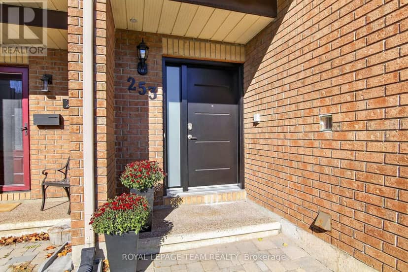 253 Knudson Drive, Ottawa, photo 8