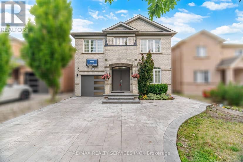 45 Skylark Drive, Vaughan, photo 2