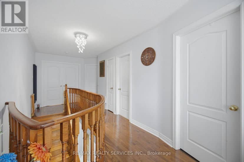 45 Skylark Drive — photo 26 of 40