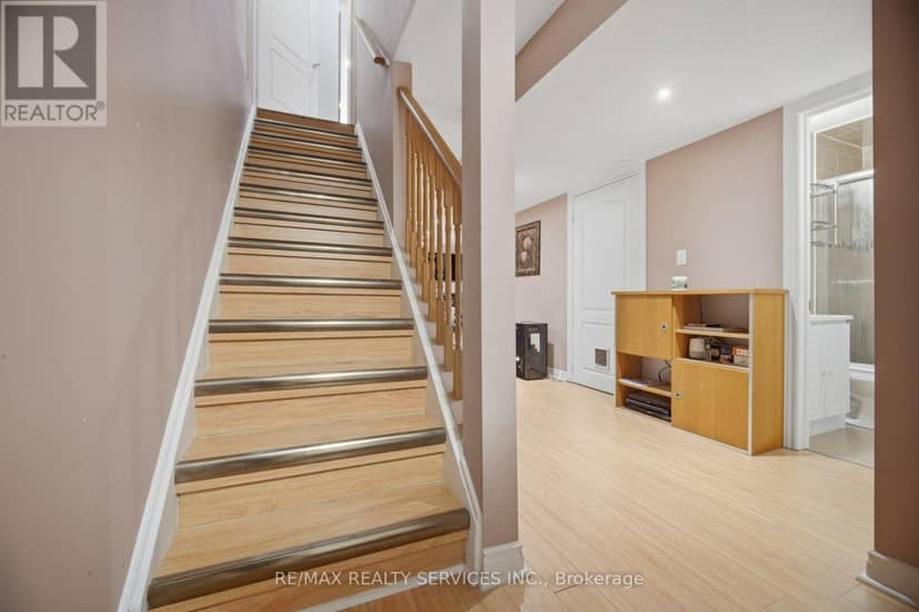 45 Skylark Drive — photo 36 of 40
