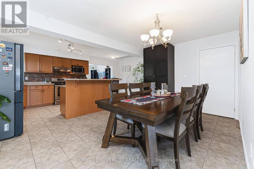 27 - 20 Shackleton Drive — photo 23 of 40