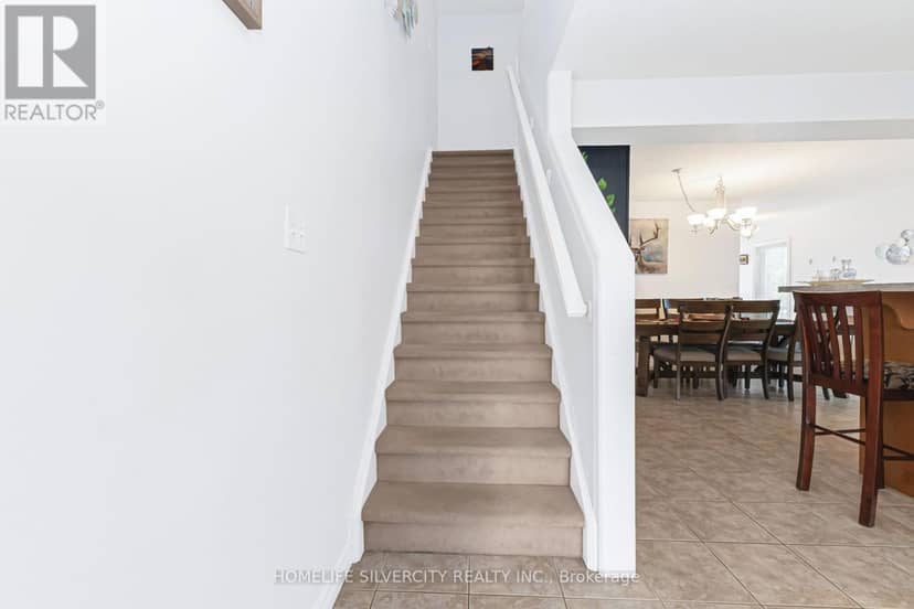 27 - 20 Shackleton Drive — photo 25 of 40