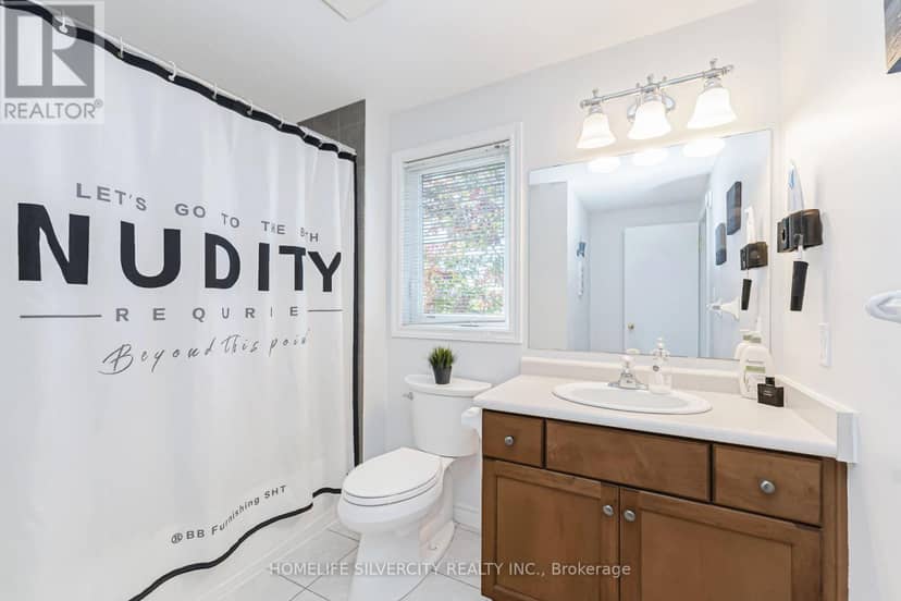 27 - 20 Shackleton Drive — photo 35 of 40