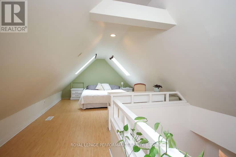 49 Bayswater Avenue — photo 19 of 37