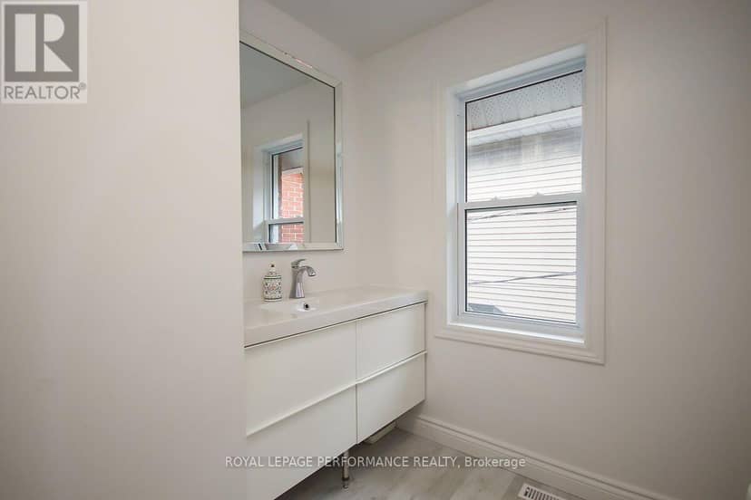 49 Bayswater Avenue — photo 24 of 37