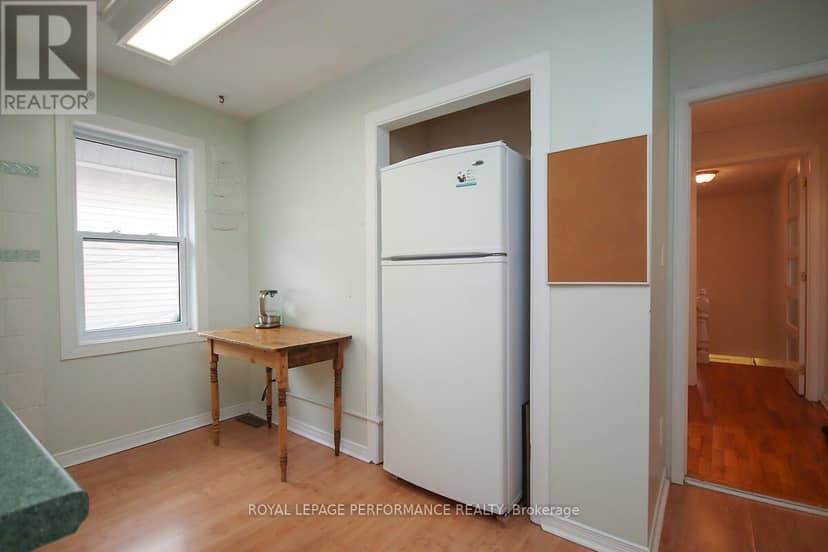 49 Bayswater Avenue — photo 27 of 37