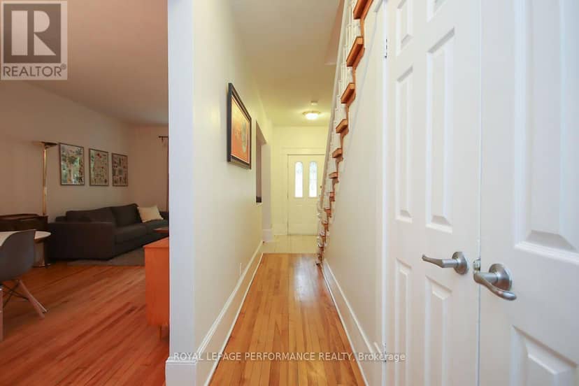 49 Bayswater Avenue — photo 9 of 37