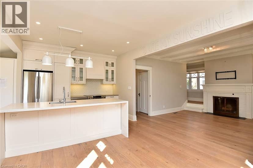6 NELLES Boulevard — photo 10 of 40