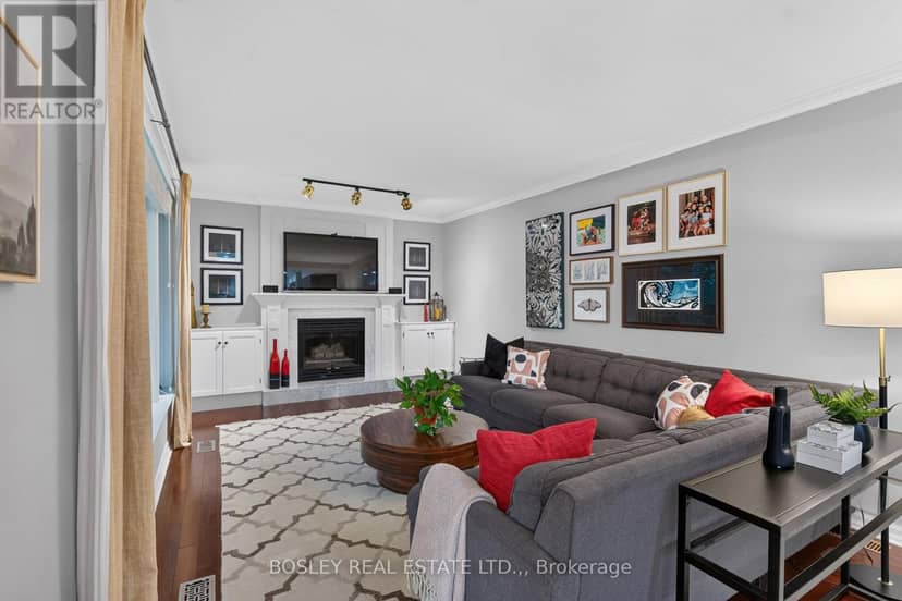 28 Arbour Glen Drive — photo 11 of 40