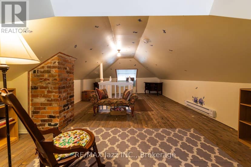 34 Jackson Avenue — photo 18 of 32