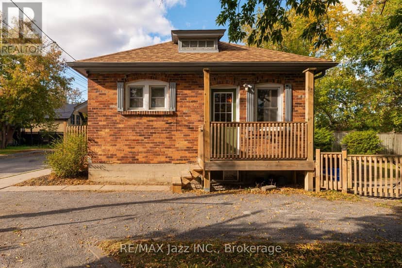 34 Jackson Avenue — photo 30 of 32