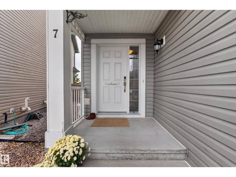 7 Bremner, Fort Saskatchewan, photo 3