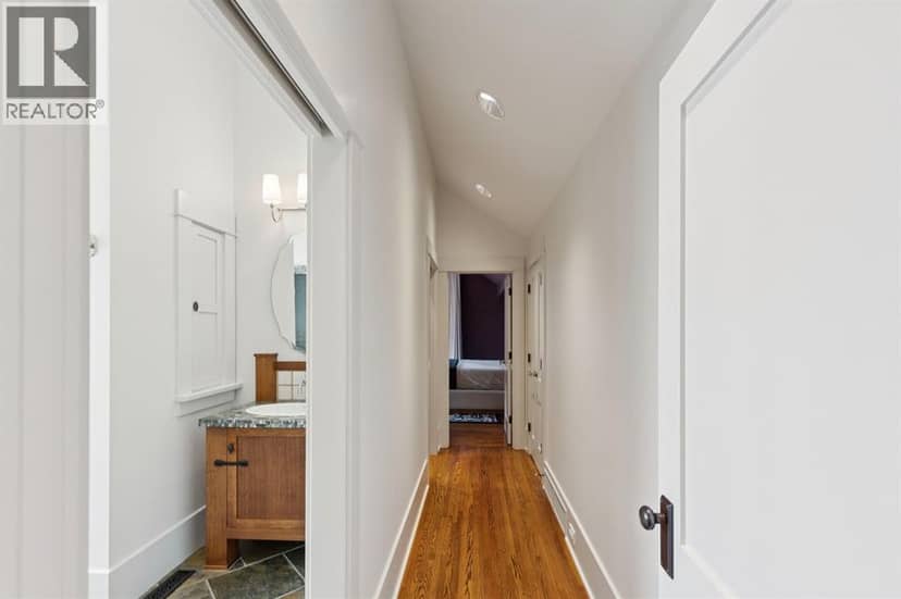 2703 Carleton Street SW — photo 34 of 40