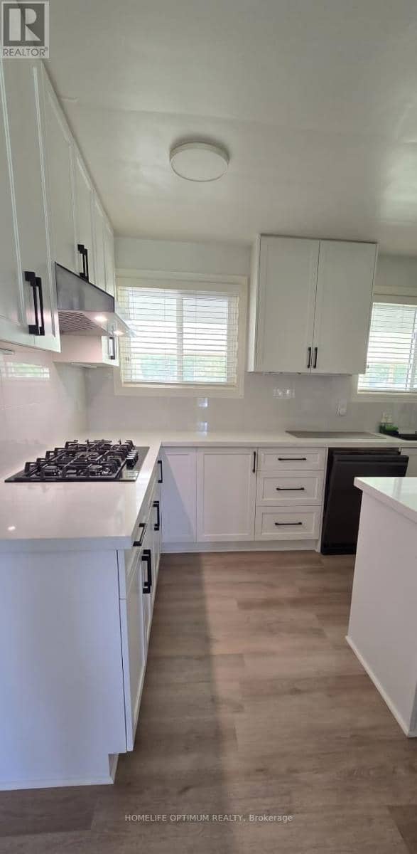 400 Maple Avenue — photo 12 of 25
